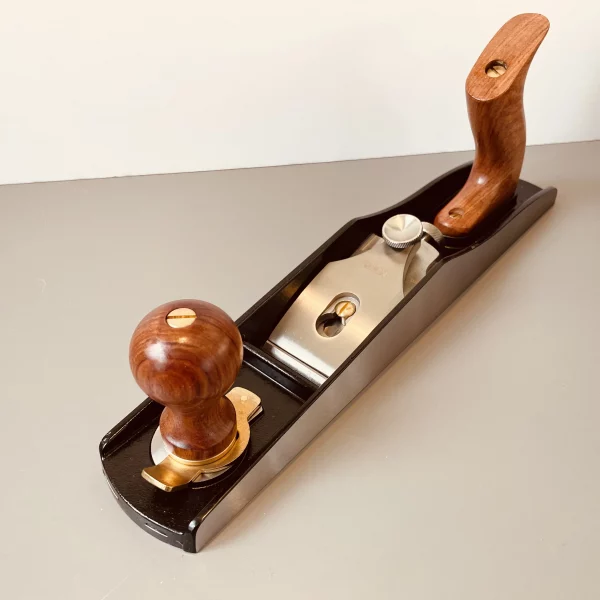 Quangsheng Luban No 62 handplane angled view